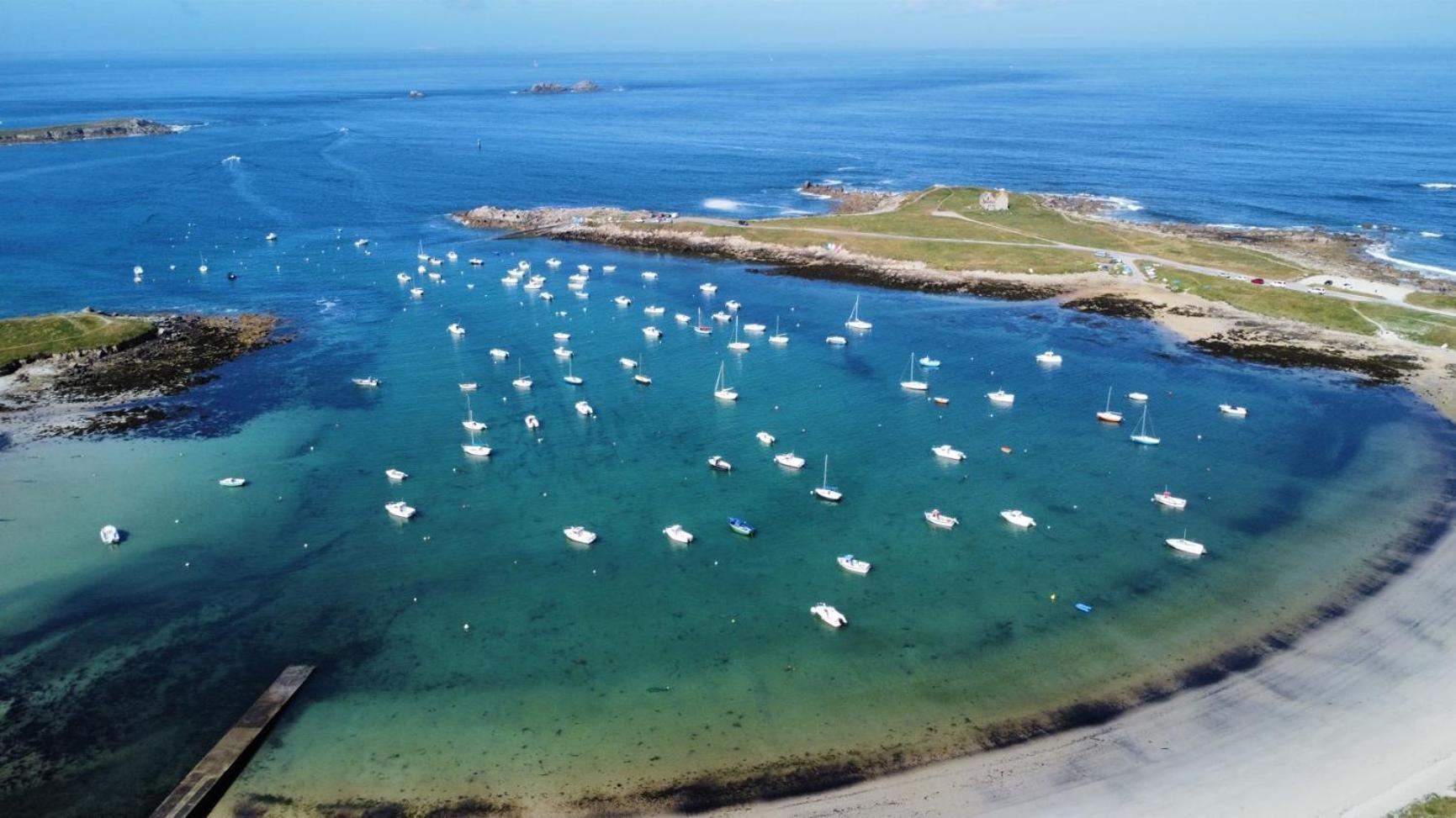 Ty Nevez - Jolie Maison Neuve Avec Petite Vue Mer Saint-Pabu  Экстерьер фото